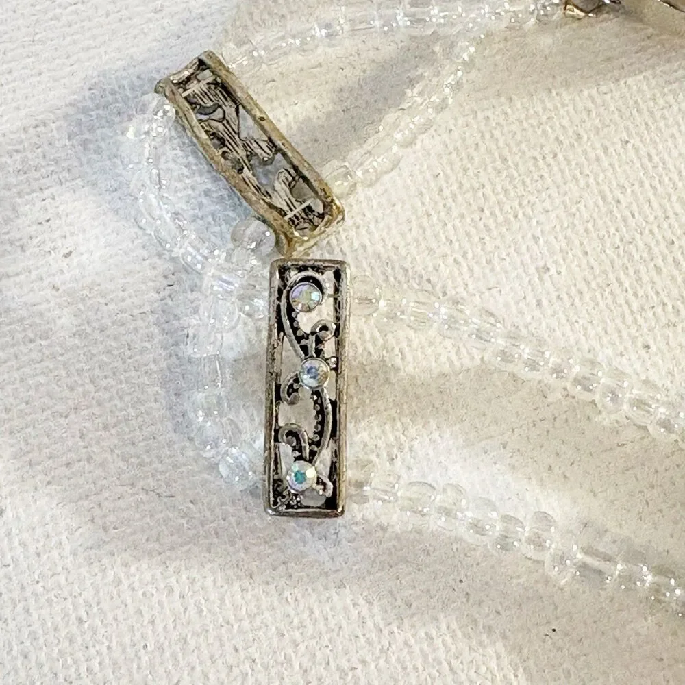 Beaded Bracelet Toggle Closure Clear Beads Silver Tone Delicate Size 7.75